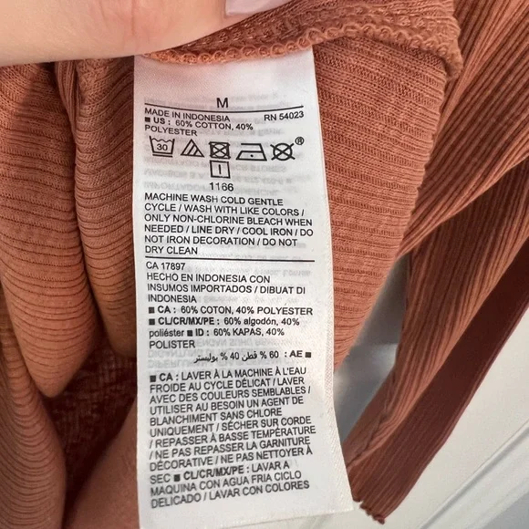 NWT Old Navy Long Sleeve Rib Knit Henley Long Sleeve Top - Picture 7 of 7